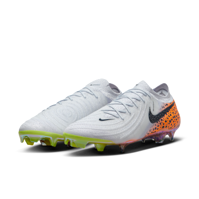 Nike Phantom GX 2 Elite Electric FG Low-Top Football Boot. Nike SG
